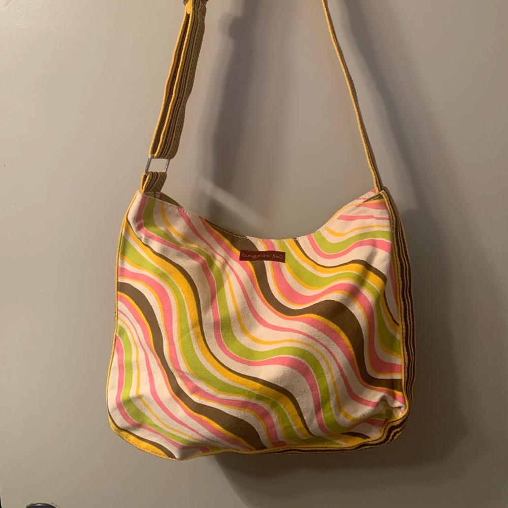 bungalow 360 striped vegan tote/purse/bag with strap